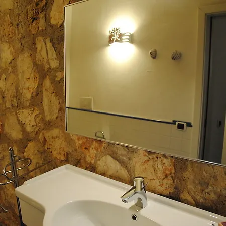 Aparthotel Light House *